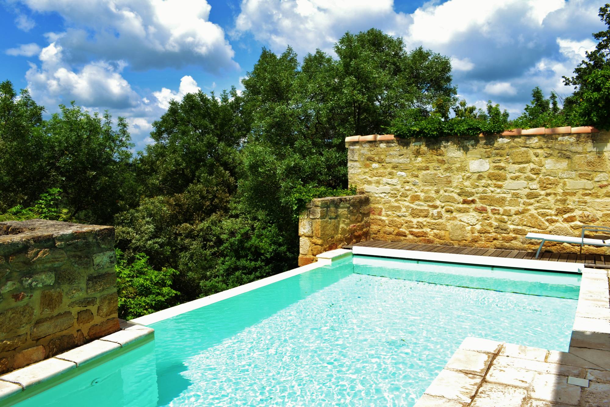 Location saisonnière avec piscine en Drôme