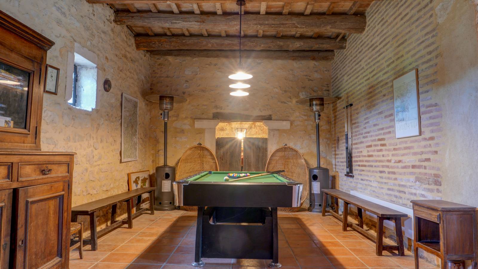 Authentique Bastide Provençale, avec piscine à louer à Clansayes en campagne Une maison bohème,